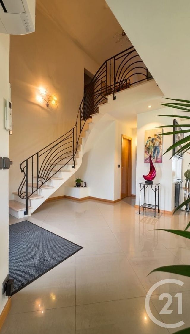Maison &agrave; vendre - 7 pi&egrave;ces - 190 m2 - Ully St Georges - 60 - PICARDIE