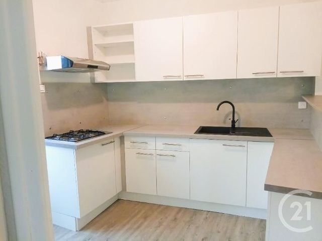 Appartement F3 &agrave; louer - 3 pi&egrave;ces - 82,95 m2 - Gourdon - 46 - MIDI-PYRENEES