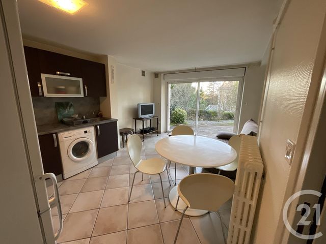 Appartement F2 &agrave; louer - 2 pi&egrave;ces - 36,93 m2 - Gourdon - 46 - MIDI-PYRENEES