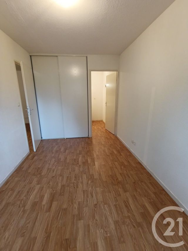 Appartement T2 &agrave; louer - 2 pi&egrave;ces - 42,03 m2 - Gourdon - 46 - MIDI-PYRENEES