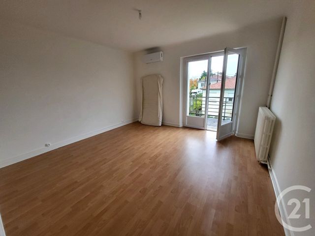 Appartement F4 à louer - 4 pièces - 96,20 m2 - Gourdon - 46 - MIDI-PYRENEES