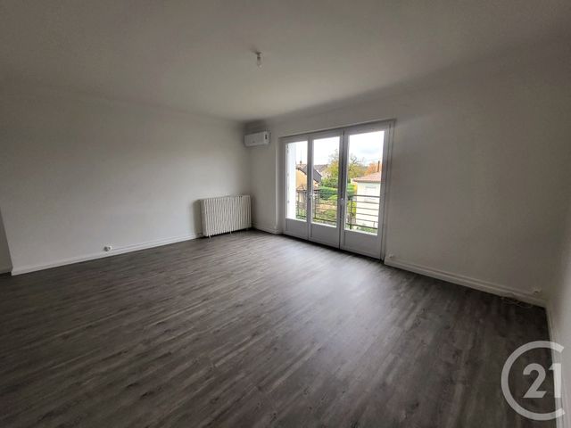 Appartement F4 à louer - 4 pièces - 96,20 m2 - Gourdon - 46 - MIDI-PYRENEES