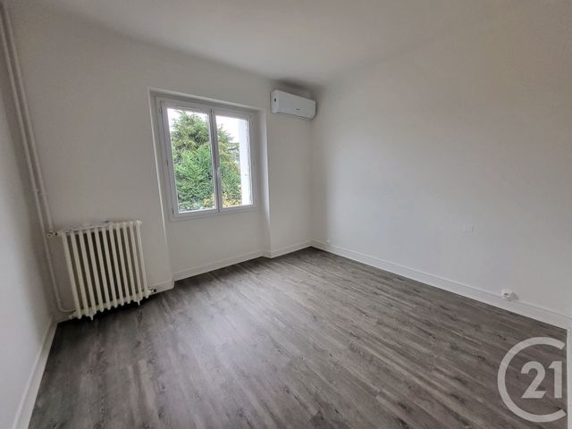 Appartement F4 à louer - 4 pièces - 96,20 m2 - Gourdon - 46 - MIDI-PYRENEES