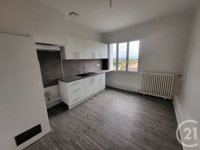 Appartement F4 à louer - 4 pièces - 96,20 m2 - Gourdon - 46 - MIDI-PYRENEES