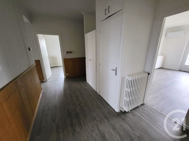 Appartement F4 à louer - 4 pièces - 96,20 m2 - Gourdon - 46 - MIDI-PYRENEES