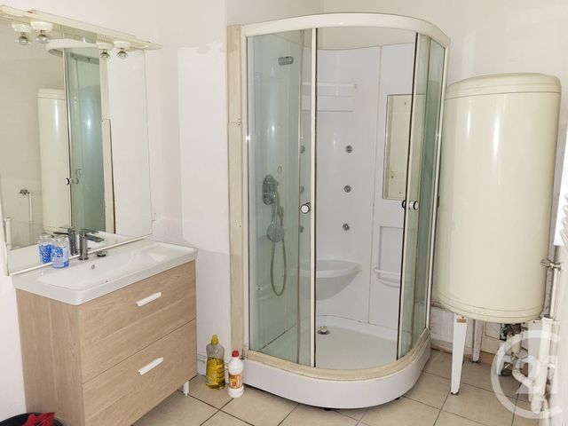 Appartement F2 &agrave; louer - 2 pi&egrave;ces - 35,10 m2 - Gourdon - 46 - MIDI-PYRENEES