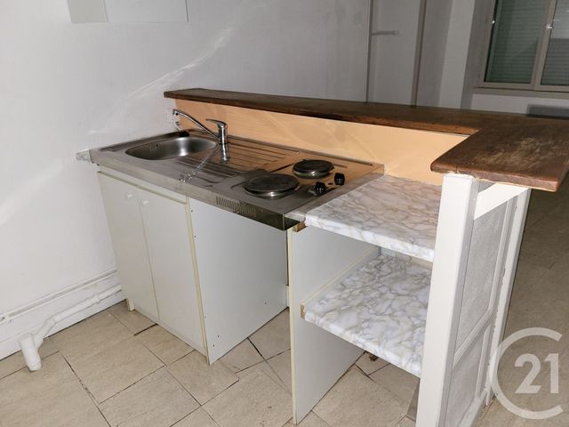 Appartement F2 &agrave; louer - 2 pi&egrave;ces - 35,10 m2 - Gourdon - 46 - MIDI-PYRENEES