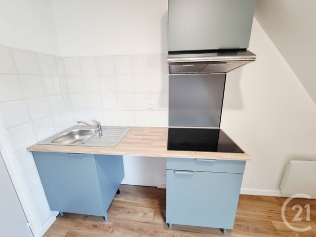 Appartement Studio &agrave; louer - 1 pi&egrave;ce - 12,43 m2 - Gourdon - 46 - MIDI-PYRENEES