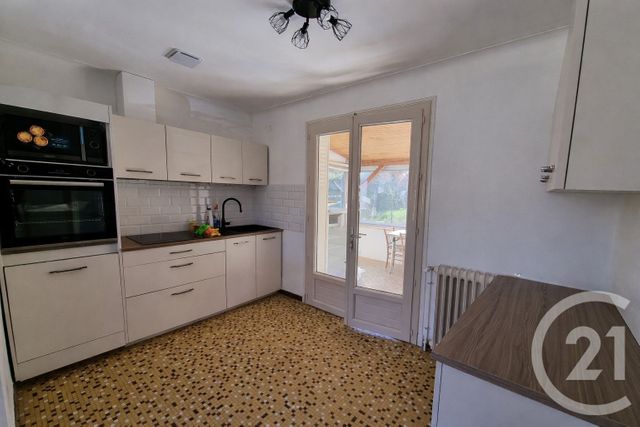 Maison &agrave; louer - 5 pi&egrave;ces - 80,42 m2 - Gourdon - 46 - MIDI-PYRENEES