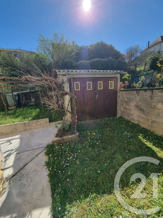Maison &agrave; louer - 5 pi&egrave;ces - 80,42 m2 - Gourdon - 46 - MIDI-PYRENEES