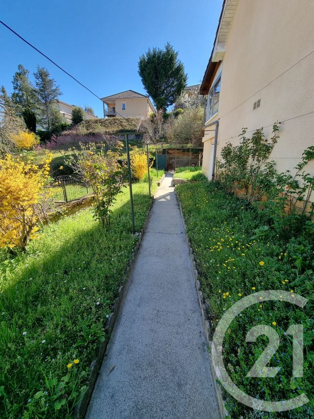Maison &agrave; louer - 5 pi&egrave;ces - 80,42 m2 - Gourdon - 46 - MIDI-PYRENEES