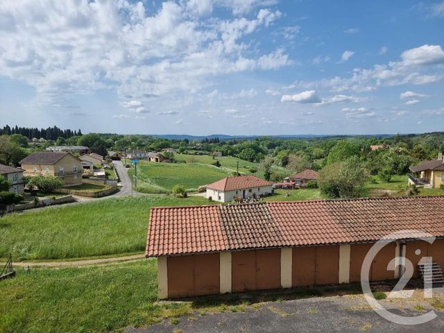Appartement F3 &agrave; louer - 3 pi&egrave;ces - 64,13 m2 - Gourdon - 46 - MIDI-PYRENEES