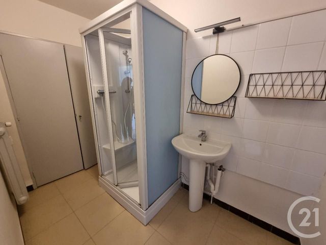 Appartement F3 &agrave; louer - 3 pi&egrave;ces - 64,13 m2 - Gourdon - 46 - MIDI-PYRENEES