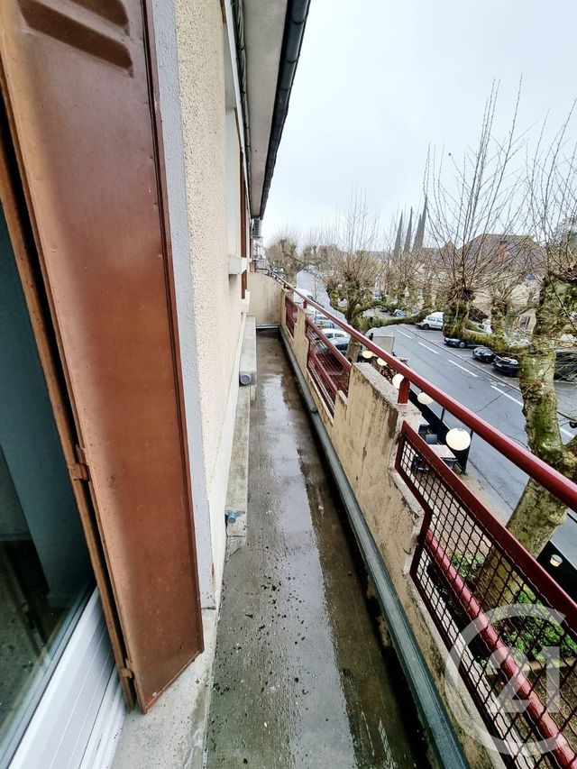 Appartement F3 &agrave; louer - 3 pi&egrave;ces - 51,68 m2 - Gourdon - 46 - MIDI-PYRENEES