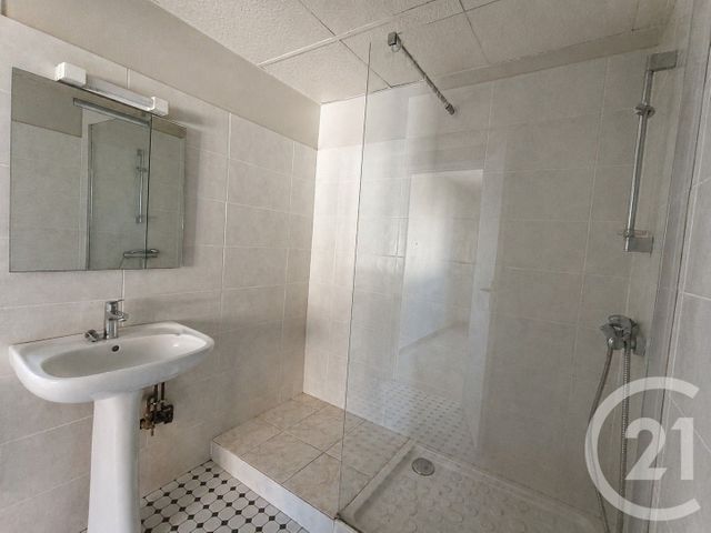 Maison &agrave; louer - 2 pi&egrave;ces - 37,53 m2 - Gourdon - 46 - MIDI-PYRENEES