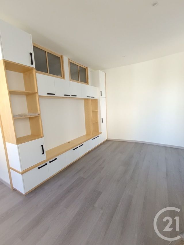 Appartement Studio &agrave; louer - 1 pi&egrave;ce - 38,11 m2 - Gourdon - 46 - MIDI-PYRENEES