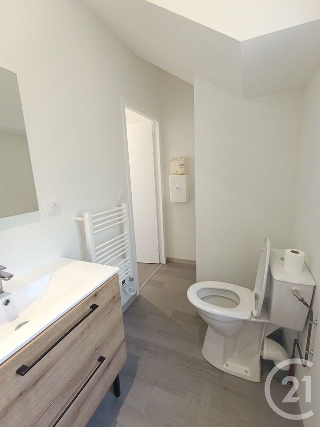 Appartement Studio &agrave; louer - 1 pi&egrave;ce - 38,11 m2 - Gourdon - 46 - MIDI-PYRENEES