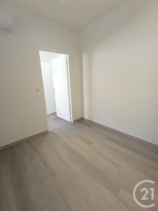 Appartement Studio &agrave; louer - 1 pi&egrave;ce - 38,11 m2 - Gourdon - 46 - MIDI-PYRENEES