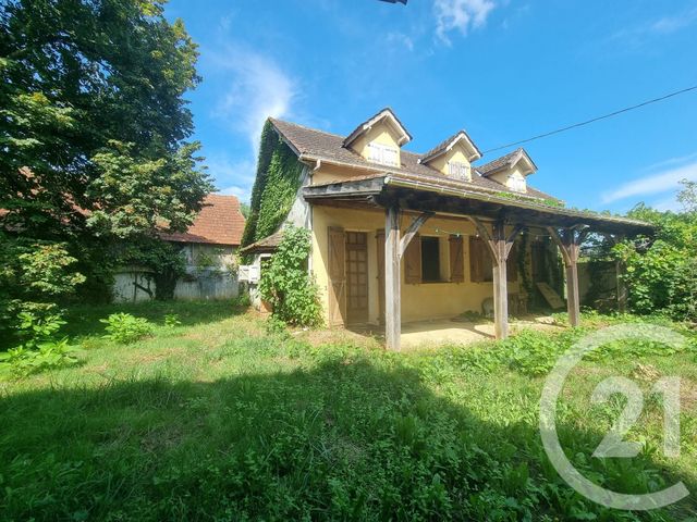 Maison 5 pièces 100 m² · à Gourdon · 100 m² · 70 000 €