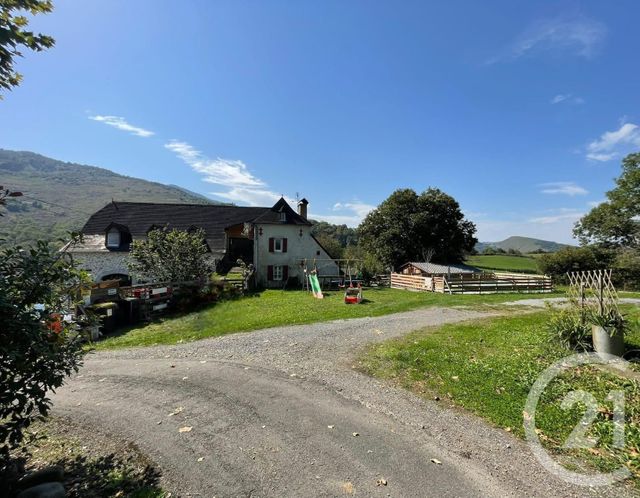 Maison à vendre - 8 pièces - 161 m2 - Ossas Suhare - 64 - AQUITAINE
