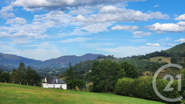 Maison à vendre - 9 pièces - 231 m2 - Lacarry Arhan Charritte De Haut - 64 - AQUITAINE