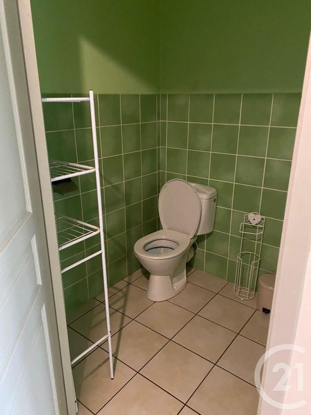 Appartement F3 &agrave; louer - 3 pi&egrave;ces - 105 m2 - Helette - 64 - AQUITAINE