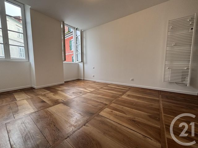 Appartement T4 &agrave; louer - 4 pi&egrave;ces - 100 m2 - Tardets Sorholus - 64 - AQUITAINE
