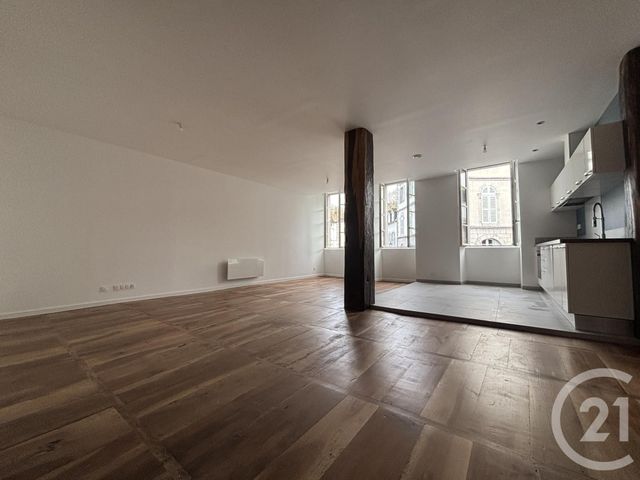 Appartement T4 &agrave; louer - 4 pi&egrave;ces - 100 m2 - Tardets Sorholus - 64 - AQUITAINE