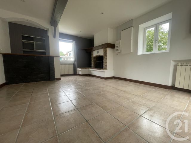 Maison &agrave; louer - 4 pi&egrave;ces - 79 m2 - Garindein - 64 - AQUITAINE