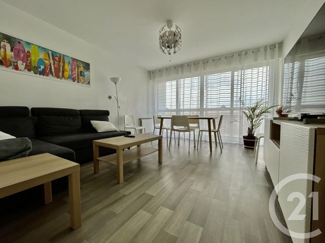 Appartement T3 &agrave; louer - 3 pi&egrave;ces - 63,96 m2 - St Pierre D Irube - 64 - AQUITAINE