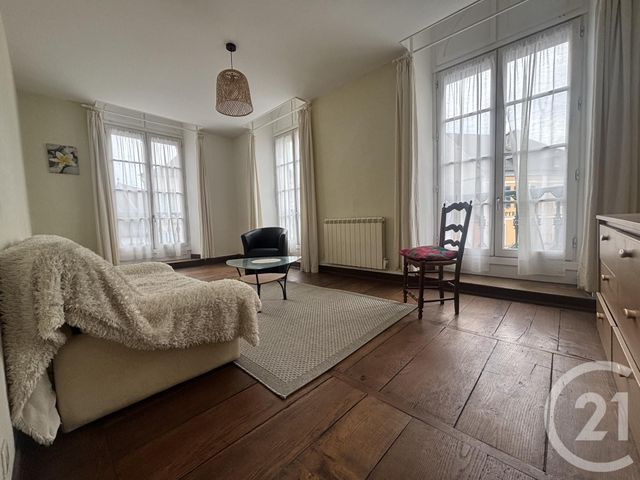 Appartement &agrave; louer - 3 pi&egrave;ces - 74,35 m2 - Tardets Sorholus - 64 - AQUITAINE