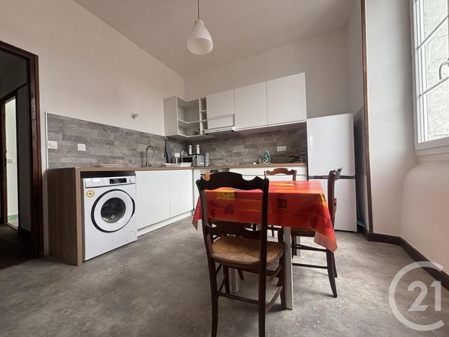 Appartement &agrave; louer - 3 pi&egrave;ces - 78 m2 - Tardets Sorholus - 64 - AQUITAINE