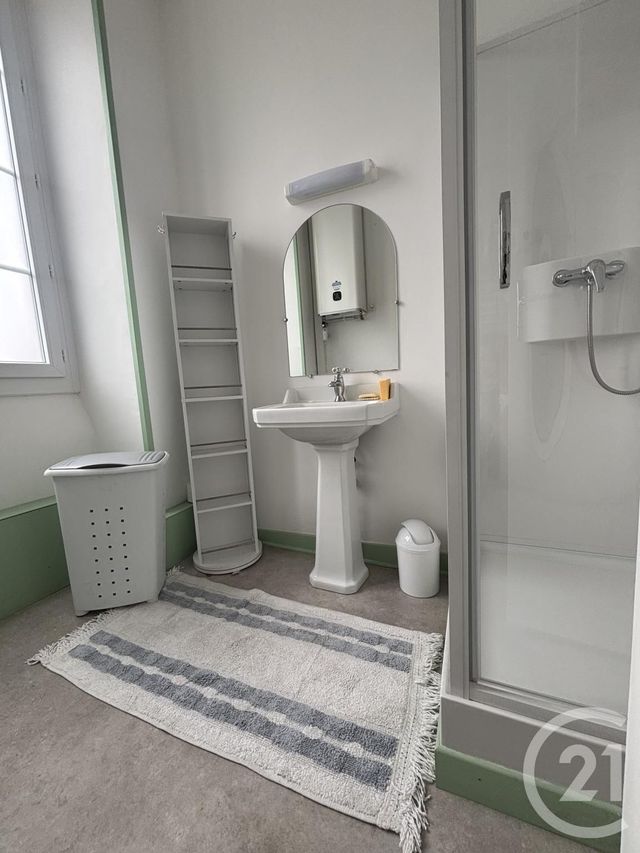 Appartement &agrave; louer - 3 pi&egrave;ces - 78 m2 - Tardets Sorholus - 64 - AQUITAINE