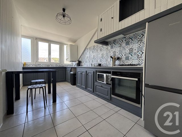 Appartement T4 &agrave; louer - 4 pi&egrave;ces - 93,51 m2 - Mauleon Licharre - 64 - AQUITAINE