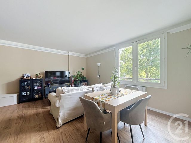 Appartement F4 &agrave; vendre - 4 pi&egrave;ces - 87,24 m2 - Rueil Malmaison - 92 - ILE-DE-FRANCE