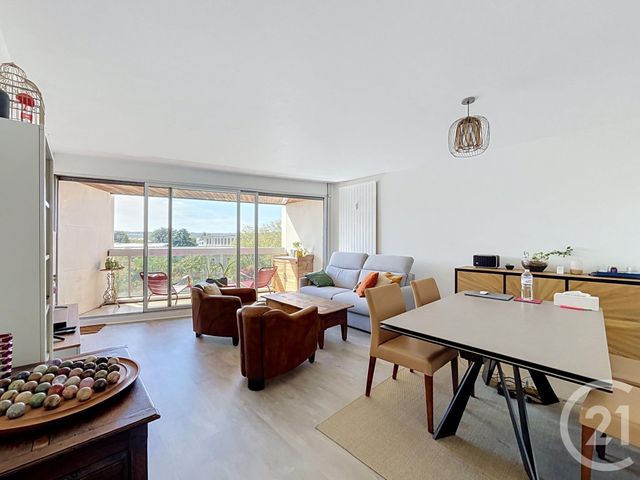 Appartement F3 &agrave; louer - 3 pi&egrave;ces - 80,04 m2 - Chatou - 78 - ILE-DE-FRANCE