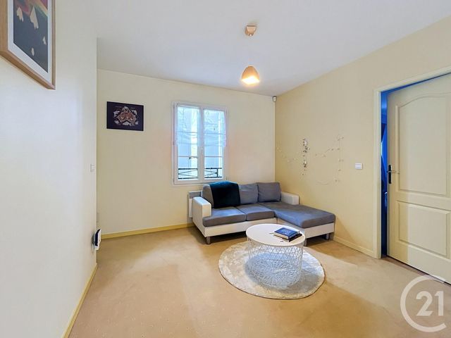 Maison &agrave; louer - 7 pi&egrave;ces - 216,12 m2 - Chatou - 78 - ILE-DE-FRANCE