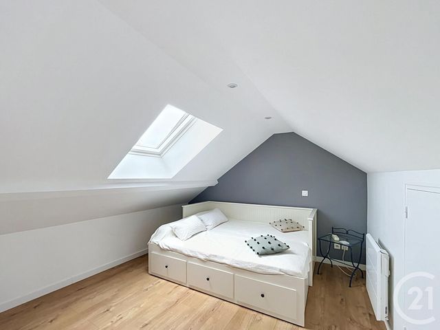 Maison &agrave; louer - 5 pi&egrave;ces - 115,21 m2 - Chatou - 78 - ILE-DE-FRANCE
