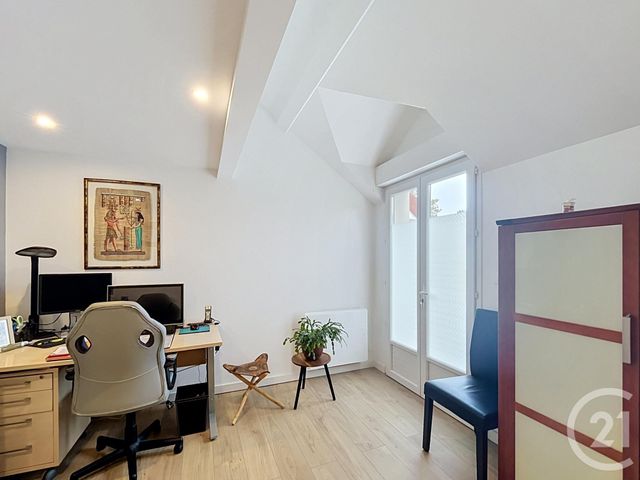 Maison &agrave; louer - 5 pi&egrave;ces - 115,21 m2 - Chatou - 78 - ILE-DE-FRANCE