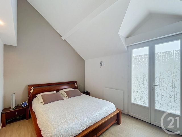 Maison &agrave; louer - 5 pi&egrave;ces - 115,21 m2 - Chatou - 78 - ILE-DE-FRANCE
