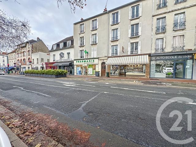 Appartement &agrave; vendre - 2 pi&egrave;ces - 44 m2 - Le Vesinet - 78 - ILE-DE-FRANCE