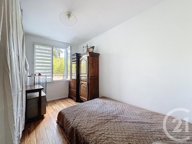 Appartement F4 à vendre - 4 pièces - 67 m2 - Chatou - 78 - ILE-DE-FRANCE