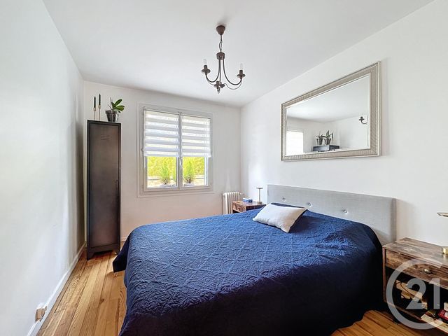 Appartement F4 à vendre - 4 pièces - 67 m2 - Chatou - 78 - ILE-DE-FRANCE