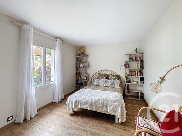 Maison à vendre - 8 pièces - 213 m2 - Chatou - 78 - ILE-DE-FRANCE