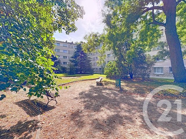 Appartement F3 à vendre - 3 pièces - 75,04 m2 - Chatou - 78 - ILE-DE-FRANCE