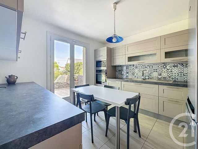 Maison &agrave; vendre - 7 pi&egrave;ces - 178 m2 - Chatou - 78 - ILE-DE-FRANCE