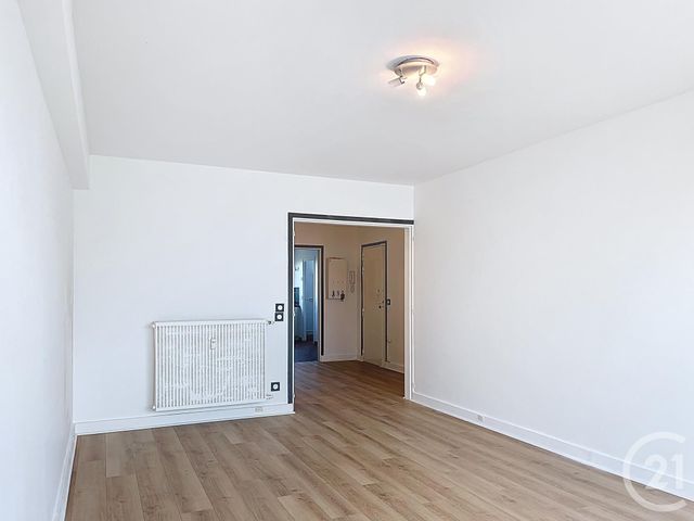 Appartement F2 à louer - 2 pièces - 62,74 m2 - Chatou - 78 - ILE-DE-FRANCE