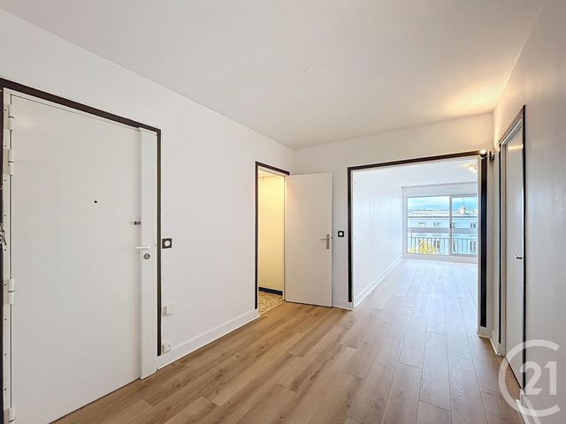Appartement F2 à louer - 2 pièces - 62,74 m2 - Chatou - 78 - ILE-DE-FRANCE