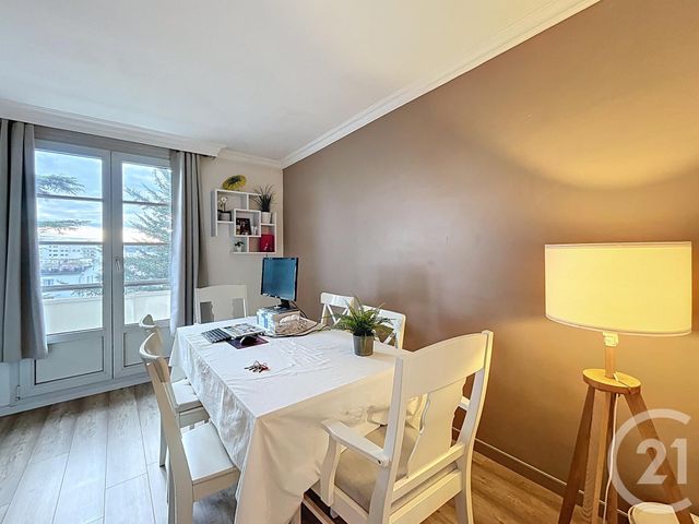 Appartement F4 &agrave; louer - 4 pi&egrave;ces - 67,24 m2 - Le Pecq - 78 - ILE-DE-FRANCE