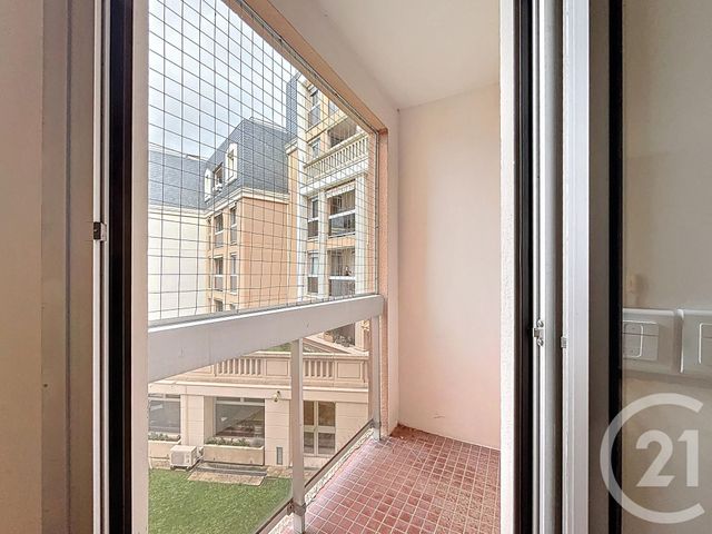 Appartement Studio à louer - 1 pièce - 30,97 m2 - Rueil Malmaison - 92 - ILE-DE-FRANCE